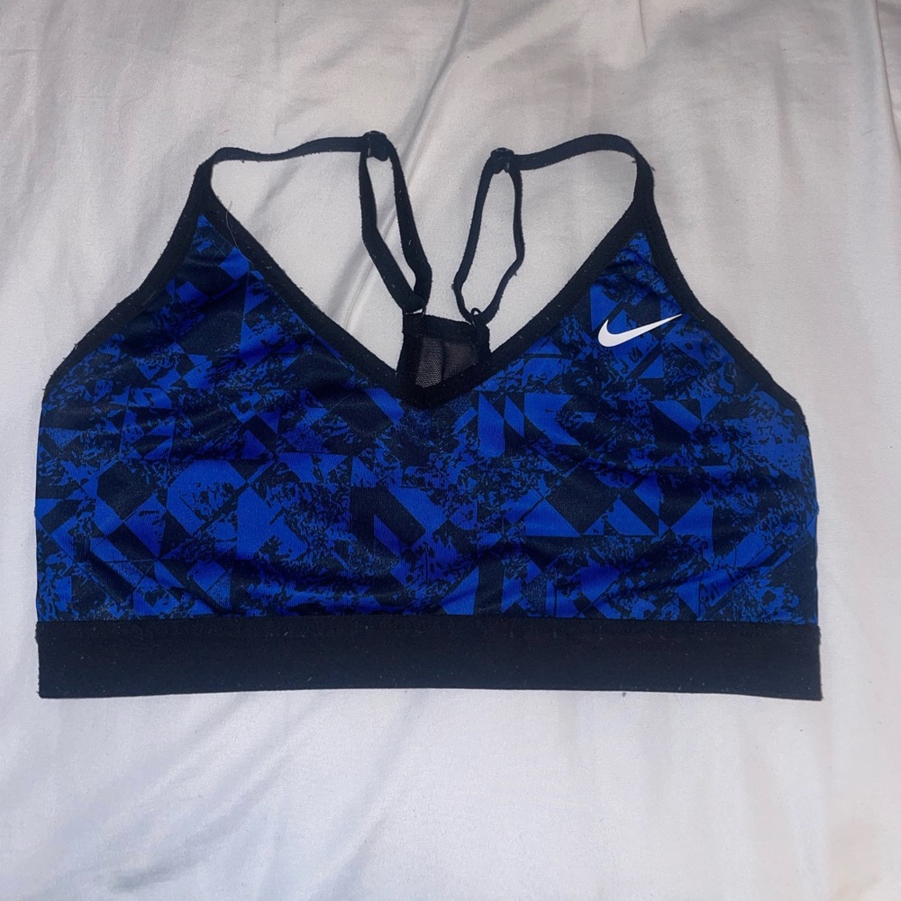 NIKE sports bra